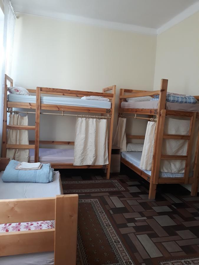 Отель Хата Dnipro Luaran gambar
